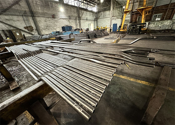 O tubo de aço da caldeira de ASTM A210A1 que dobra o verniz seco da tubulação sem emenda revestiu