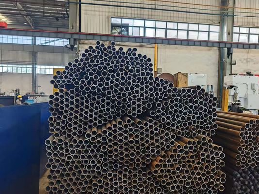 Tubos de caldeira de aço carbono sem costura personalizados para caldeiras de alta pressão