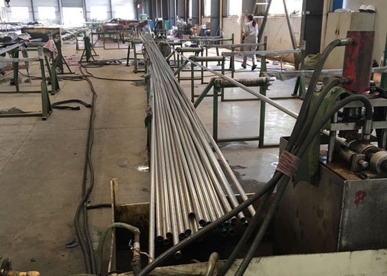 PESO mínimo inoxidável sem emenda 16BWG do tubo ASTM A213 TP304 TP304L 6M da forma redonda