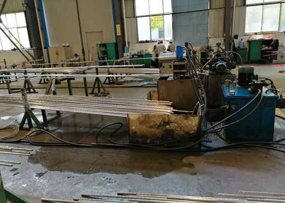 Níquel a liga que conserva a tubulação de aço inoxidável ASME SB677 ASTM B674 UNS N08904 904L