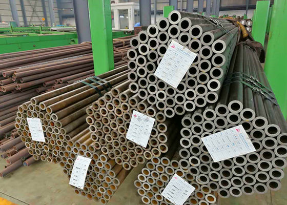 Tubos de caldeira sem emenda GR de ASTM A179 ASME SA179 um deleite da superfície do mergulho do óleo da GR C