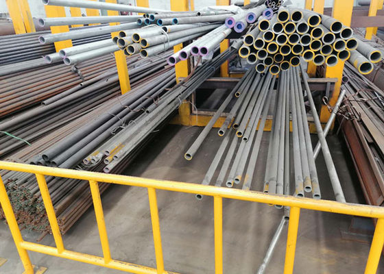 Tubo recozido brilhante de aço inoxidável de EFW para o petróleo OD 15.9mm 406.4mm da indústria