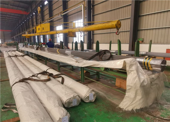 Tubo de aço para caldeira sem costura Cronograma 40 Revestido com verniz seco A53 Aço carbono