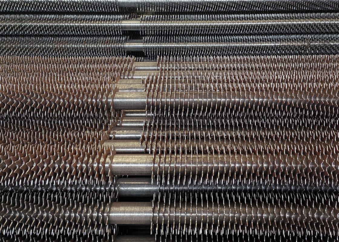 Tubos de borracha de aço carbono para superaquecedores, tubos de trocador de calor de borracha espiral sem costura