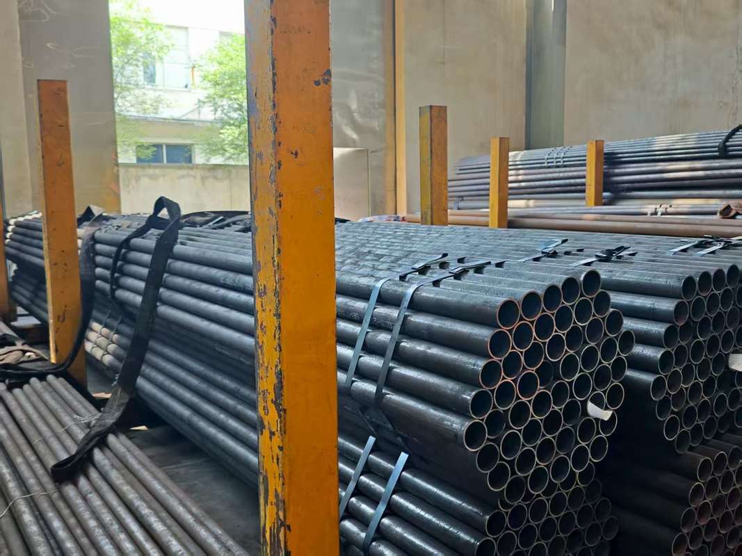 Tubos de caldeira sem costura ASTM A106 aço carbono Espessura 1,2-20 mm